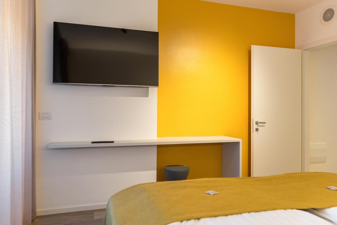 Boutique Apartments By Annalisa Torbole Sul Garda ภายนอก รูปภาพ