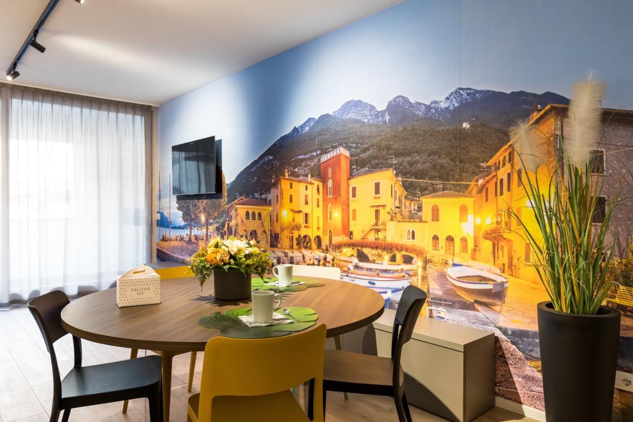 Boutique Apartments By Annalisa Torbole Sul Garda ภายนอก รูปภาพ