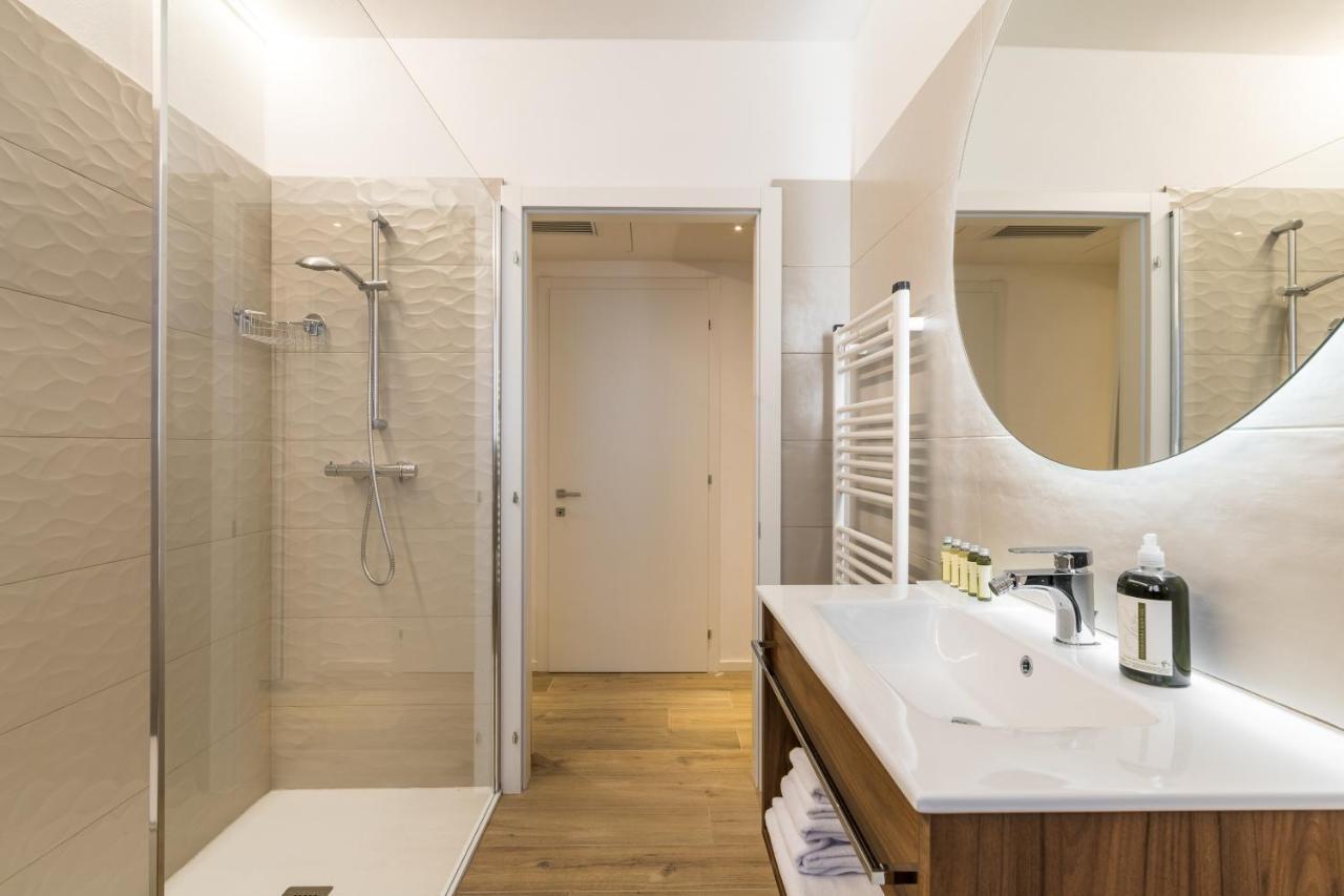 Boutique Apartments By Annalisa Torbole Sul Garda ภายนอก รูปภาพ