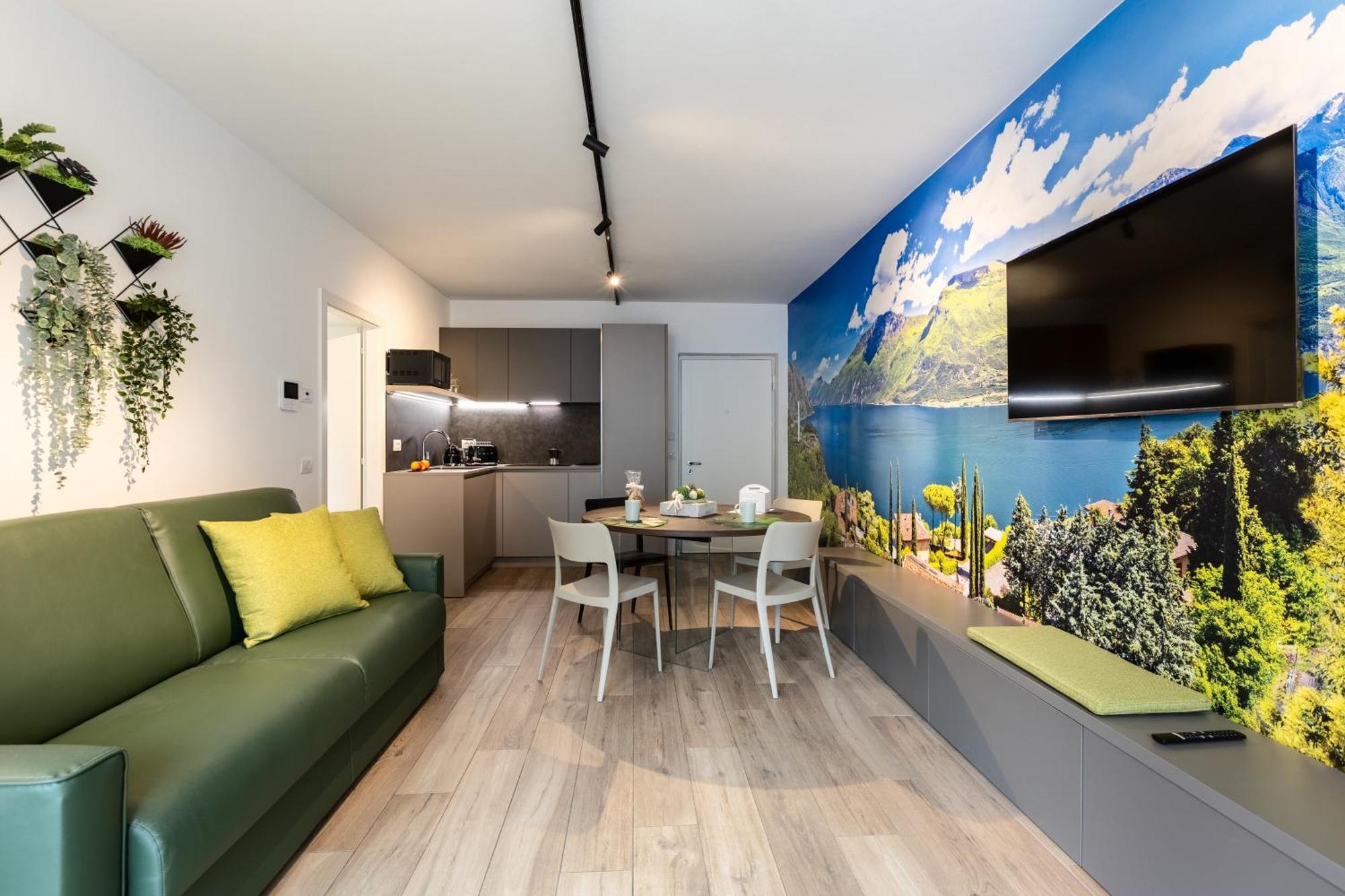 Boutique Apartments By Annalisa Torbole Sul Garda ภายนอก รูปภาพ