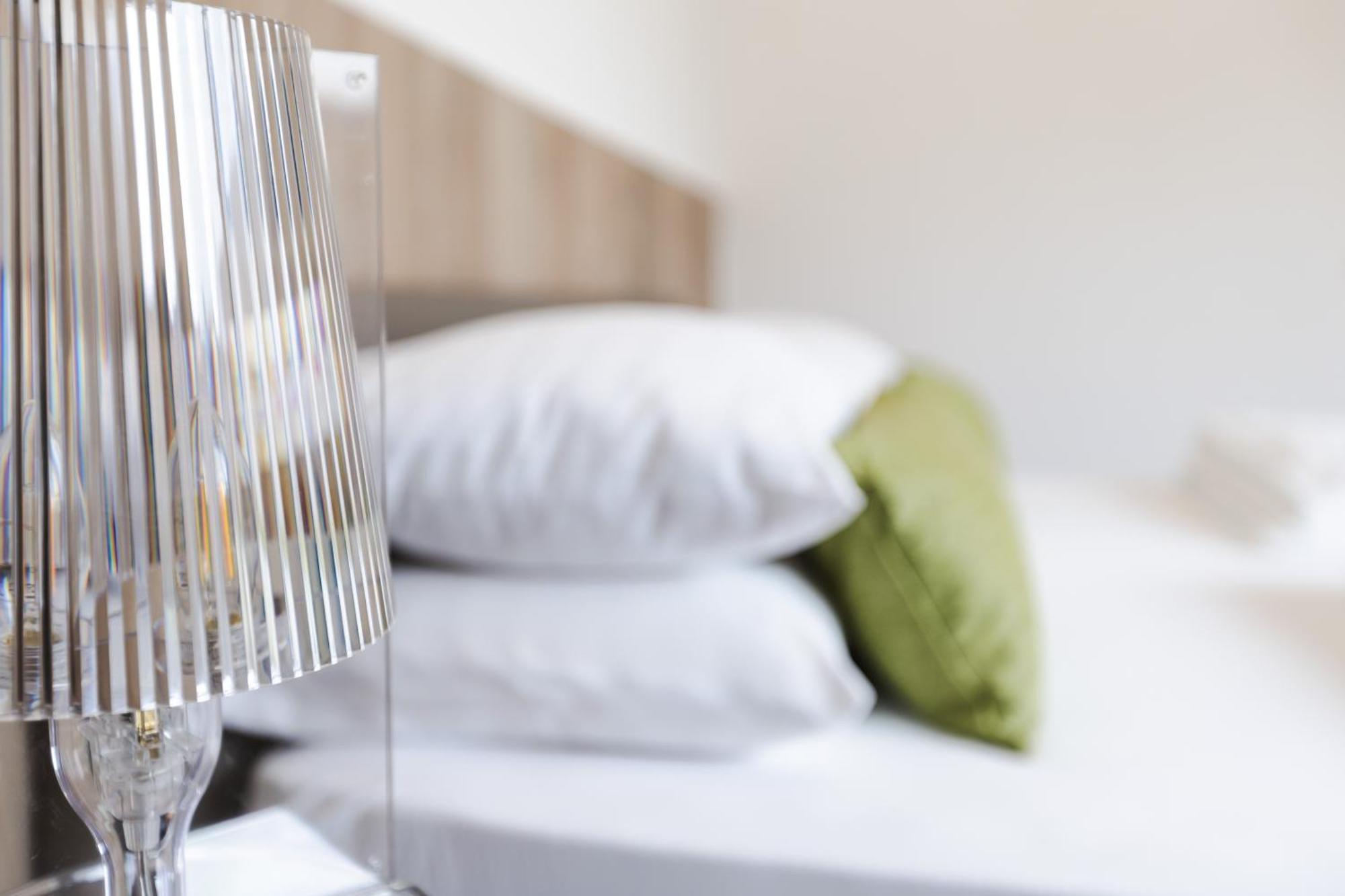 Boutique Apartments By Annalisa Torbole Sul Garda ภายนอก รูปภาพ