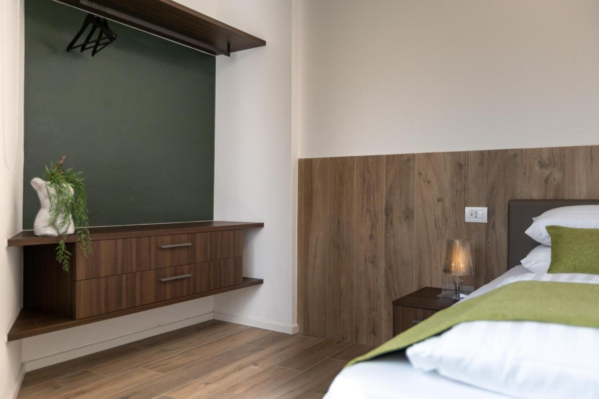 Boutique Apartments By Annalisa Torbole Sul Garda ภายนอก รูปภาพ