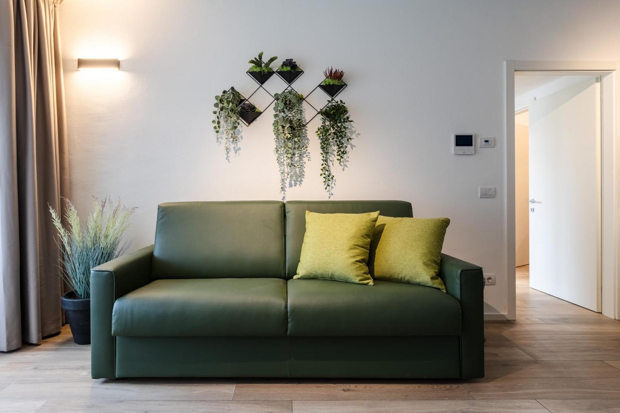 Boutique Apartments By Annalisa Torbole Sul Garda ภายนอก รูปภาพ